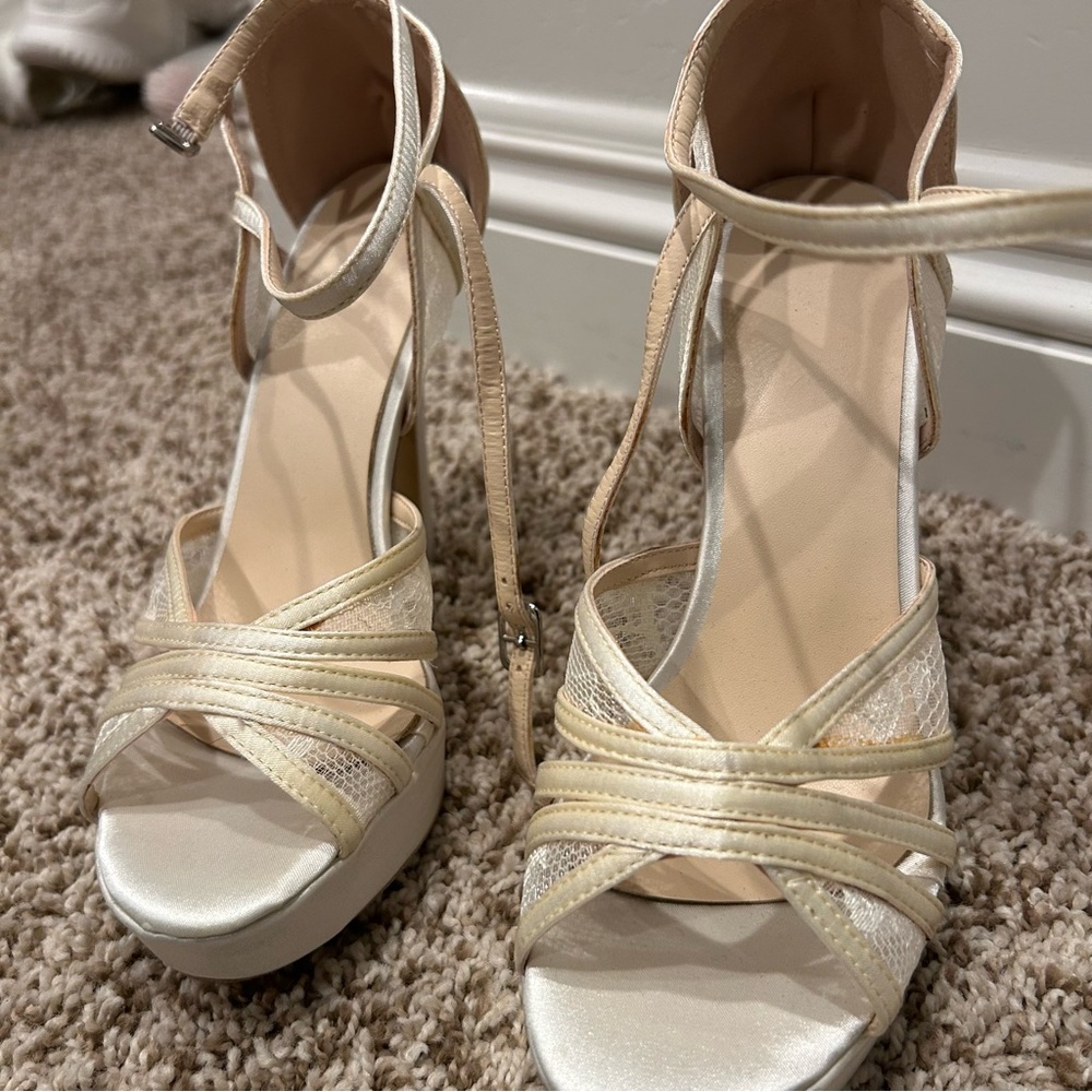 Elegant Cream Strappy Heels - Picture 4 of 12